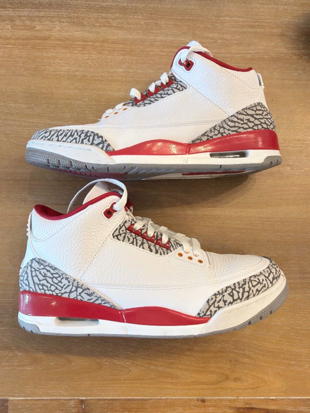 Nike Air Jodan 3 Retro, Size11.5, Colorway "Cardinal Red"